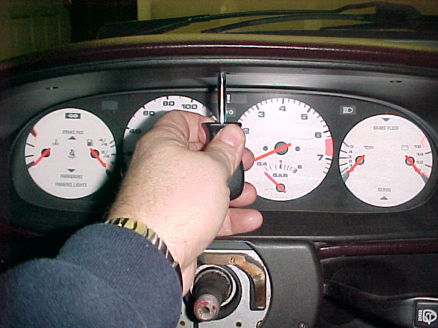 Gauges - Removing Late 944 (1985.5 and newer) Gauge Cluster