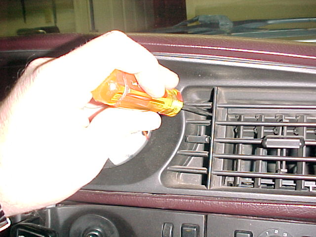 Gauges - Removing Late 944 (1985.5 and newer) Gauge Cluster